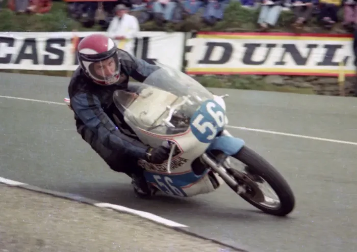 Framed Print : Sam McClements (Fowler Yamaha) 1976 Junior TT Framed Print : Sam McClements (Fowler Yamaha) 1976 Junior TT