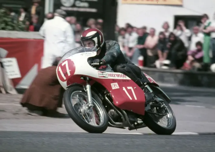 Framed Print : Sam McClements (Honda) 1976 Production TT Framed Print : Sam McClements (Honda) 1976 Production TT