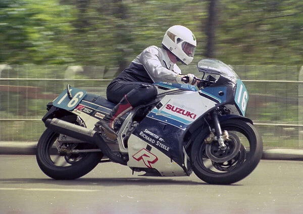 Sam McClements (Suzuki) 1986 Production B TT