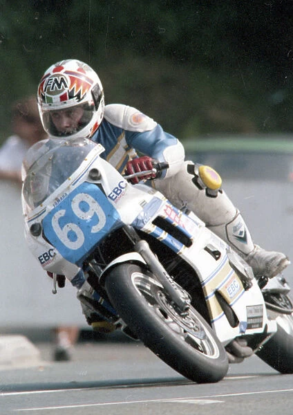 Scott Richardson (Yamaha) 1993 Junior Manx Grand Prix