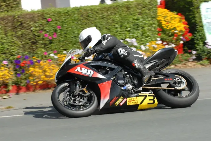 Framed Print : Shaun Anderson (Suzuki) 2010 Senior Manx Grand Prix Framed Print : Shaun Anderson (Suzuki) 2010 Senior Manx Grand Prix