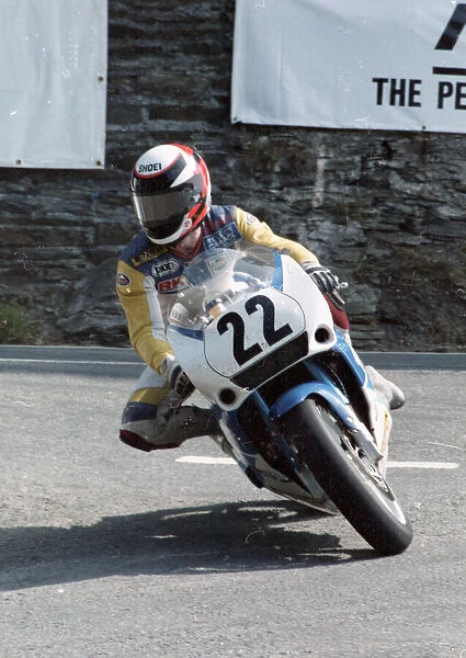 Shaun Harris (Suzuki) 1992 Senior TT