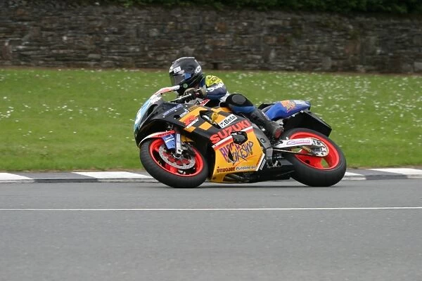 Shaun Harris (Suzuki) 2003 Junior TT