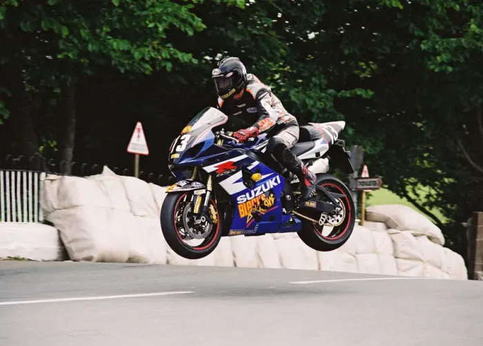 Framed Print : Shaun Harris (Suzuki) 2004 Production 600 TT Framed Print : Shaun Harris (Suzuki) 2004 Production 600 TT