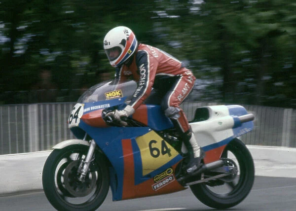 Simon Buckmaster (Suzuki) 1983 Senior TT