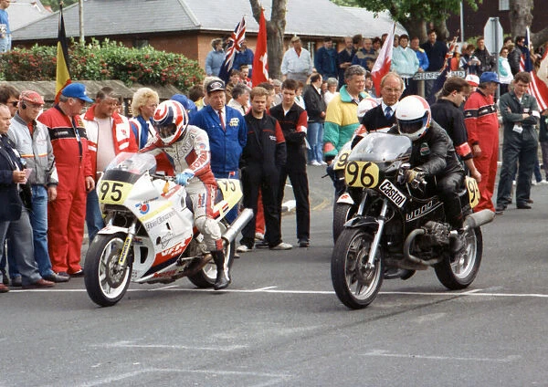 Simon Cheung (Honda) and Hans Otto Buenuth (BMW) 1989 Senior TT