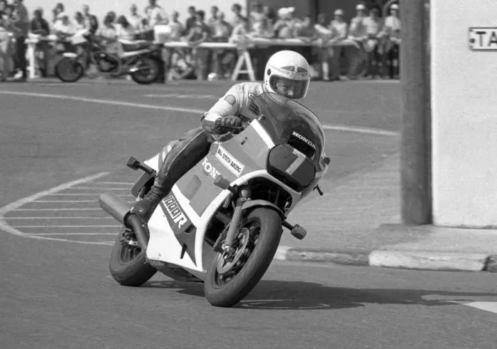 Framed Print : Bill Smith (Honda) 1984 Production TT Framed Print : Bill Smith (Honda) 1984 Production TT