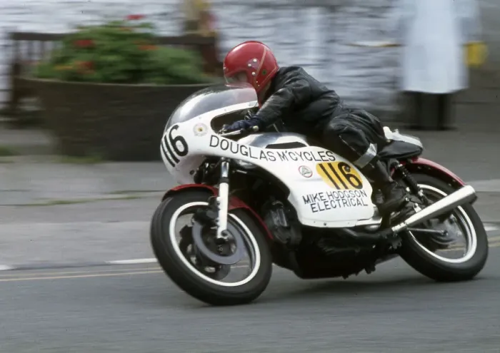 Framed Print : Bill Snelling (Ducati) 1980 Senior Manx Grand Prix Framed Print : Bill Snelling (Ducati) 1980 Senior Manx Grand Prix