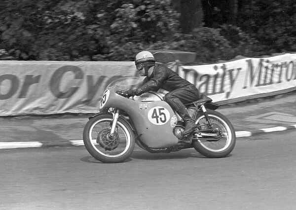 Stan Brassey (Norton) 1965 Senior TT