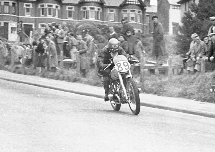 Framed Print : Stan Cooper (Douglas) 1950 Junior Clubman TT Framed Print : Stan Cooper (Douglas) 1950 Junior Clubman TT