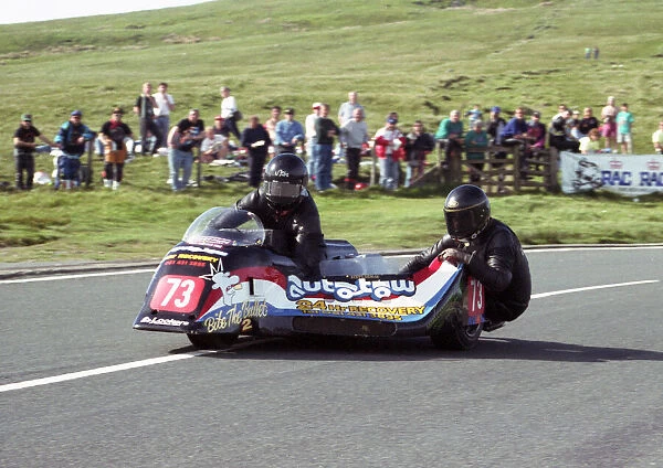 Stan Cooper & Steve Heslop (Ireson Yamaha) 1993 Sidecar TT
