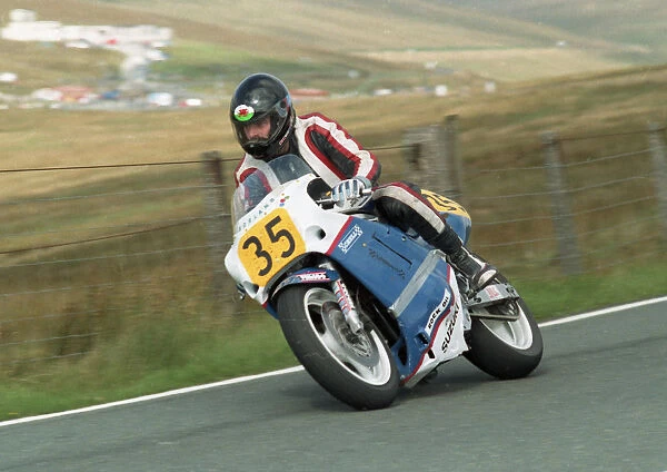 Stan Thomas (Suzuki) 1989 Senior Manx Grand Prix