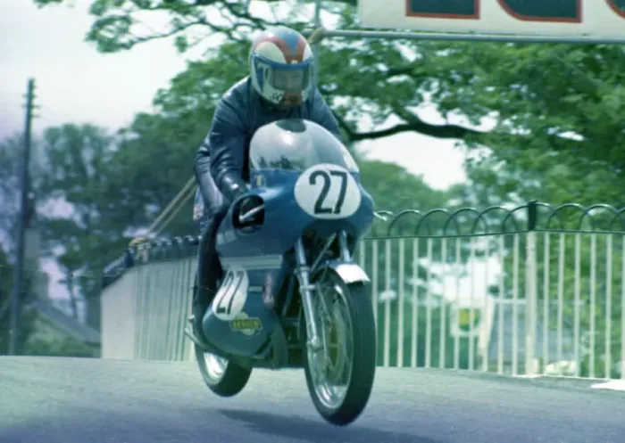 Framed Print : Stan Woods (Crooks Suzuki) 1972 Formula 750 TT Framed Print : Stan Woods (Crooks Suzuki) 1972 Formula 750 TT