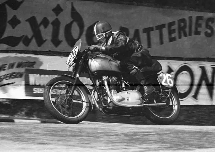 Framed Print : Stanley Avis (Triumph) 1953 Senior Clubman TT Framed Print : Stanley Avis (Triumph) 1953 Senior Clubman TT