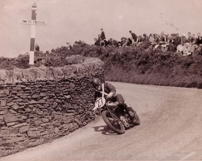 Framed Print : Stanley Woods (Norton) 1932 Senior TT Framed Print : Stanley Woods (Norton) 1932 Senior TT