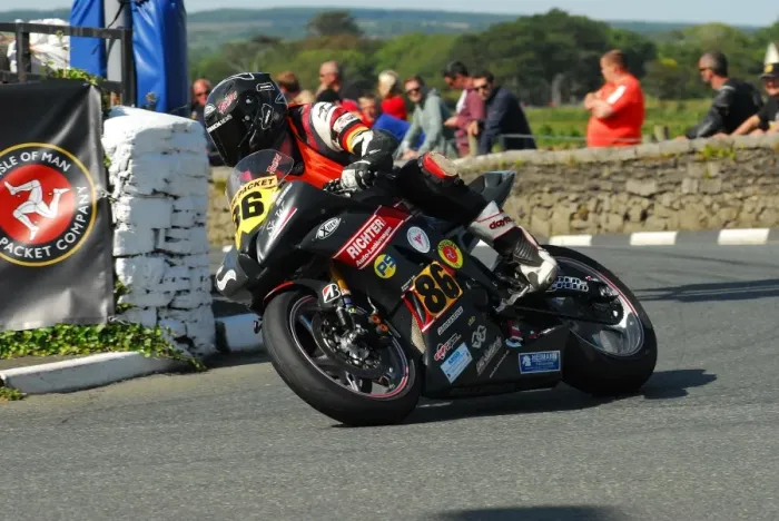 Framed Print : Stefan Wauter (Yamaha) 2015 Southern 100 Framed Print : Stefan Wauter (Yamaha) 2015 Southern 100