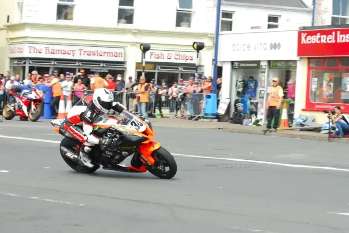 Framed Print : Stefano Bonetti (Kawasaki) 2016 Senior TT Framed Print : Stefano Bonetti (Kawasaki) 2016 Senior TT