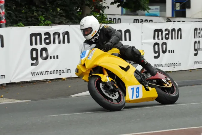 Framed Print : Stephen Carr (Yamaha) 2013 Junior Manx Grand Prix