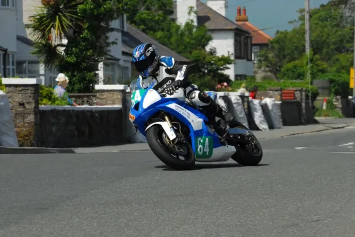 Framed Print : Stephen McKnight (Suzuki) 2013 Southern 100 Framed Print : Stephen McKnight (Suzuki) 2013 Southern 100