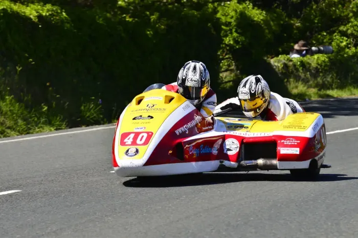 Framed Print : Stephen Ramsden & Matty Ramsden (LCR) 2015 Sidecar TT Framed Print : Stephen Ramsden & Matty Ramsden (LCR) 2015 Sidecar TT