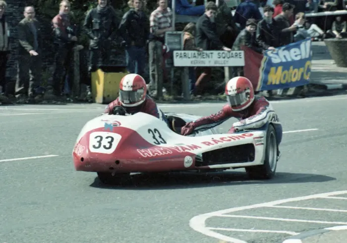 Framed Print : Steve Abbott & Shaun Smith (Ham-Yam) 1981 Sidecar TT Framed Print : Steve Abbott & Shaun Smith (Ham-Yam) 1981 Sidecar TT