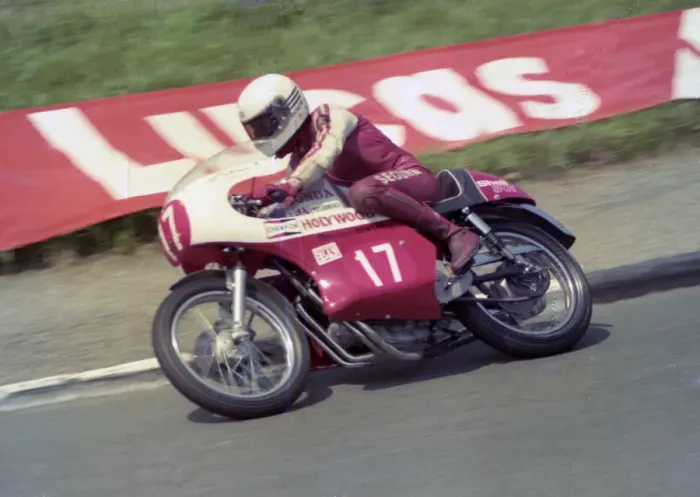 Framed Print : Steve Cull (Honda) 1976 Production TT Framed Print : Steve Cull (Honda) 1976 Production TT