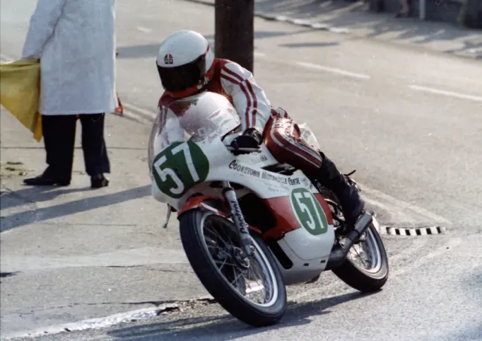 Framed Print : Steve Cull (Yamaha) 1978 Junior TT Framed Print : Steve Cull (Yamaha) 1978 Junior TT