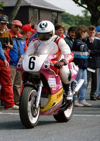 Steve Cull (Yamaha) 1991 Senior TT