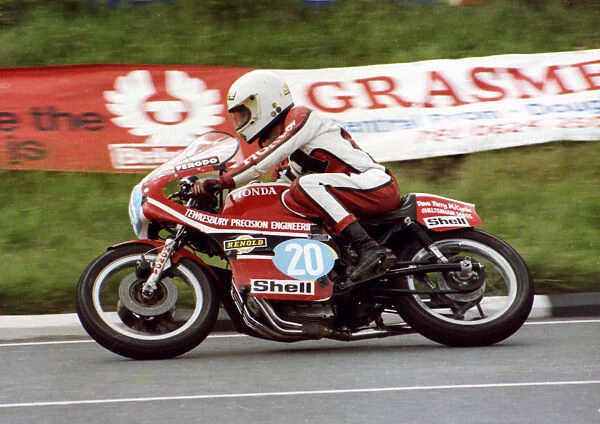 Steve Gibbs (Honda) 1981 Formula 2 TT