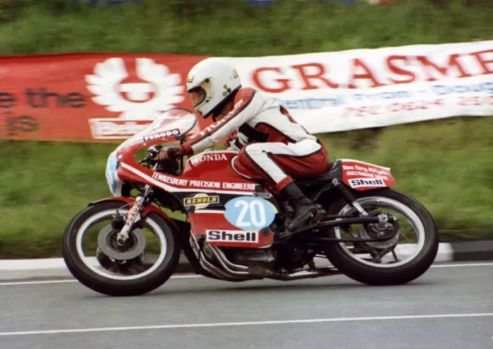 Framed Print : Steve Gibbs (Honda) 1981 Formula 2 TT Framed Print : Steve Gibbs (Honda) 1981 Formula 2 TT