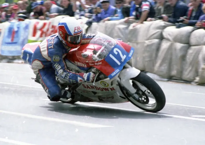 Framed Print : Steve Hazlett (Yamaha) 1991 Junior TT Framed Print : Steve Hazlett (Yamaha) 1991 Junior TT