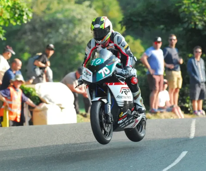 Framed Print : Steve Heneghan (Kawasaki) 2016 Lightweight TT Framed Print : Steve Heneghan (Kawasaki) 2016 Lightweight TT