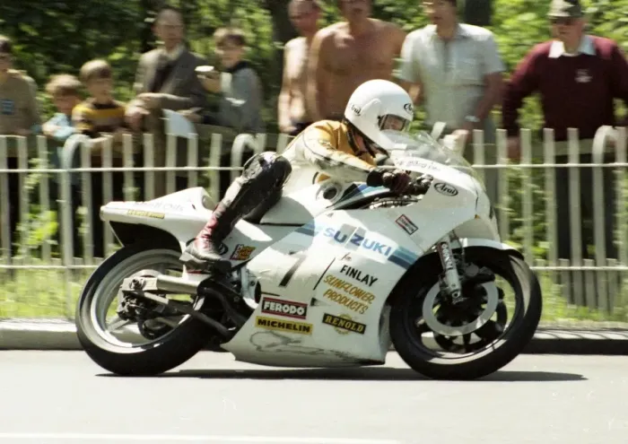 Framed Print : Steve Henshaw (Suzuki) 1984 Premier Classic TT Framed Print : Steve Henshaw (Suzuki) 1984 Premier Classic TT