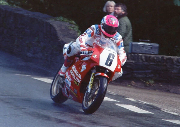 Steve Hislop (Honda) 1990 Senior TT