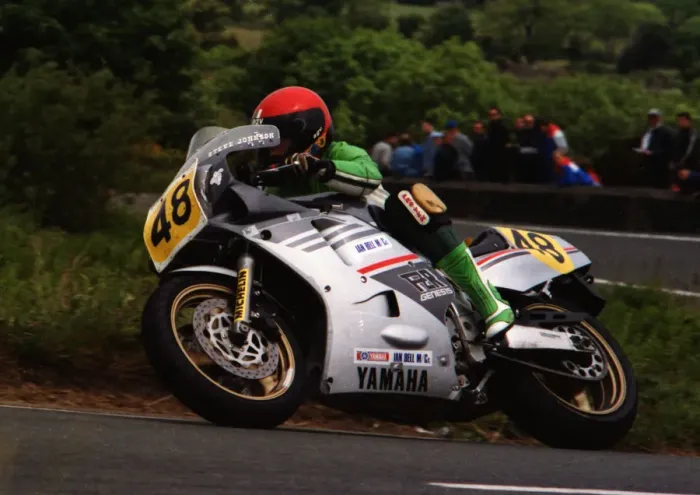 Framed Print : Steve Johnson (Yamaha) 1989 Senior TT Framed Print : Steve Johnson (Yamaha) 1989 Senior TT