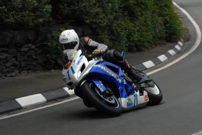 Framed Print : Steve McDonald (Suzuki) 2009 Supersport TT Framed Print : Steve McDonald (Suzuki) 2009 Supersport TT