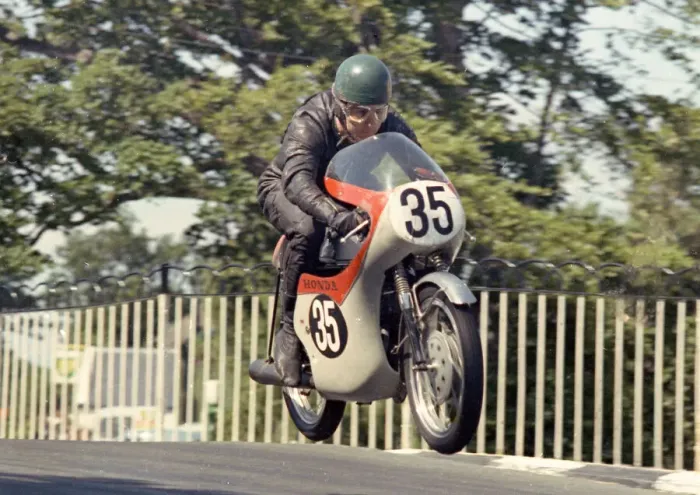 Framed Print : Steve Murray (Honda) 1965 Ultra Lightweight TT Framed Print : Steve Murray (Honda) 1965 Ultra Lightweight TT
