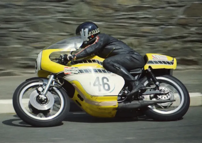 Framed Print : Steve Murray (Yamaha) 1974 Formula 750 TT Framed Print : Steve Murray (Yamaha) 1974 Formula 750 TT