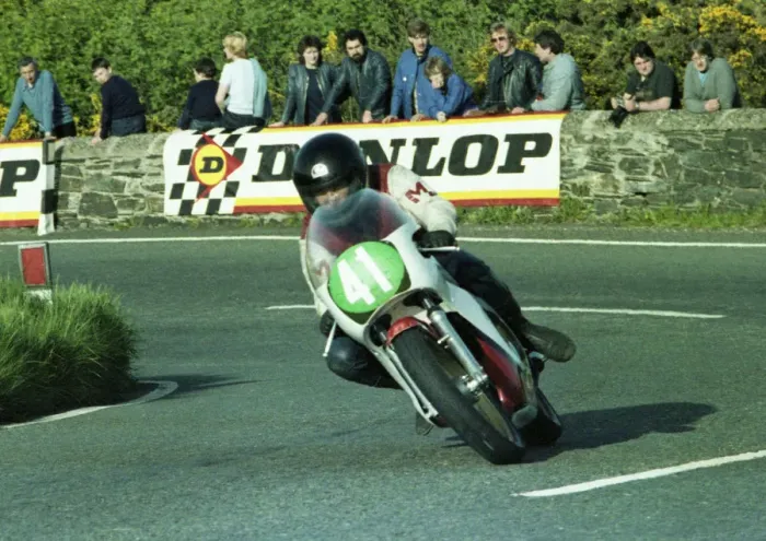 Framed Print : Steve Murray (Yamaha) 1983 Junior TT Framed Print : Steve Murray (Yamaha) 1983 Junior TT