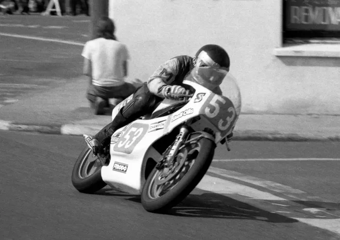 Framed Print : Steve Murray (Yamaha) 1984 Formula Two TT Framed Print : Steve Murray (Yamaha) 1984 Formula Two TT