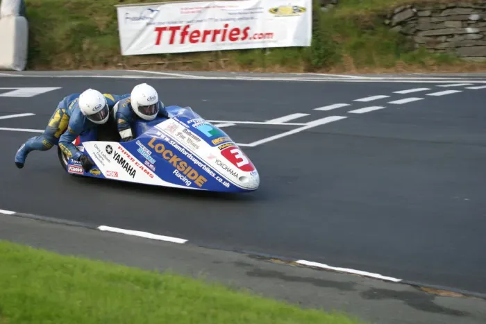 Framed Print : Steve Norbury & Andrew Smith (Shelbourne) 2005 Sidecar TT Framed Print : Steve Norbury & Andrew Smith (Shelbourne) 2005 Sidecar TT