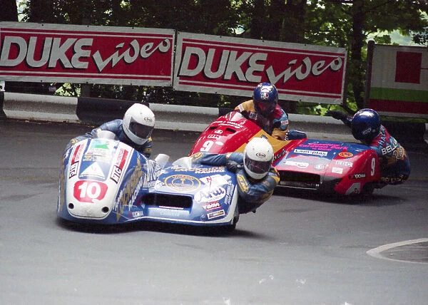 Steve Norbury & Andrew Smith (Shelbourne Lockyam) 2000 Sidecar TT