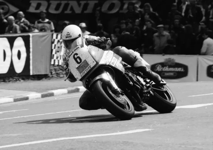 Framed Print : Steve Parrish (Yamaha) 1986 Formula One TT Framed Print : Steve Parrish (Yamaha) 1986 Formula One TT