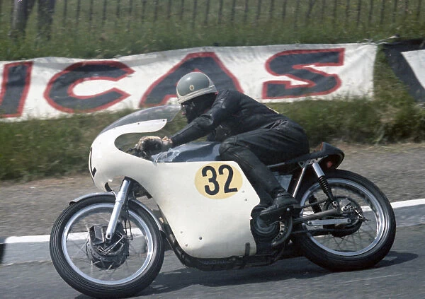 Steve Spencer (Lancefield Norton) 1967 Senior TT