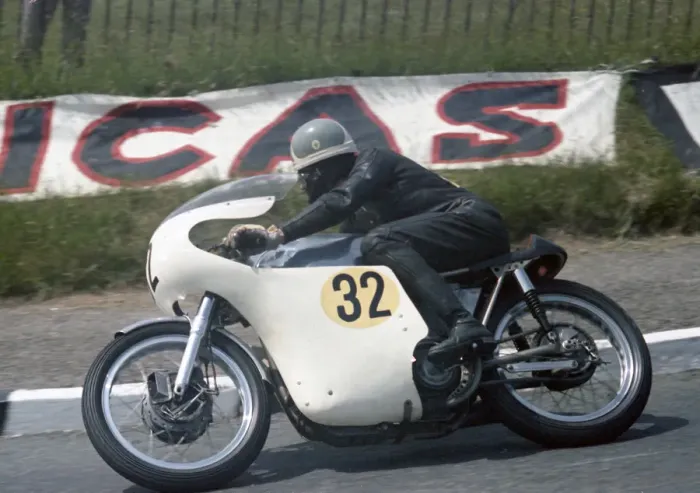Framed Print : Steve Spencer (Lancefield Norton) 1967 Senior TT Framed Print : Steve Spencer (Lancefield Norton) 1967 Senior TT