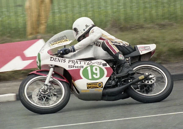 Steve Tonkin (Pratt Yamaha) 1978 Junior TT