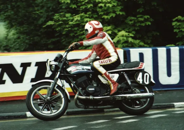 Framed Print : Steve Tonkin (Yamaha) 1980 Formula Three TT Framed Print : Steve Tonkin (Yamaha) 1980 Formula Three TT