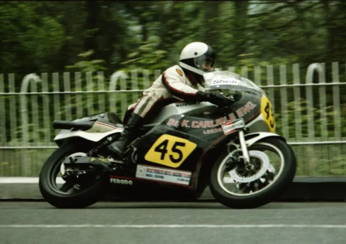Framed Print : Steve Ward (Suzuki) 1979 Senior TT Framed Print : Steve Ward (Suzuki) 1979 Senior TT