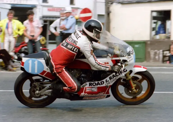 Framed Print : Steve Ward (Yamaha) 1982 Formula Two TT Framed Print : Steve Ward (Yamaha) 1982 Formula Two TT