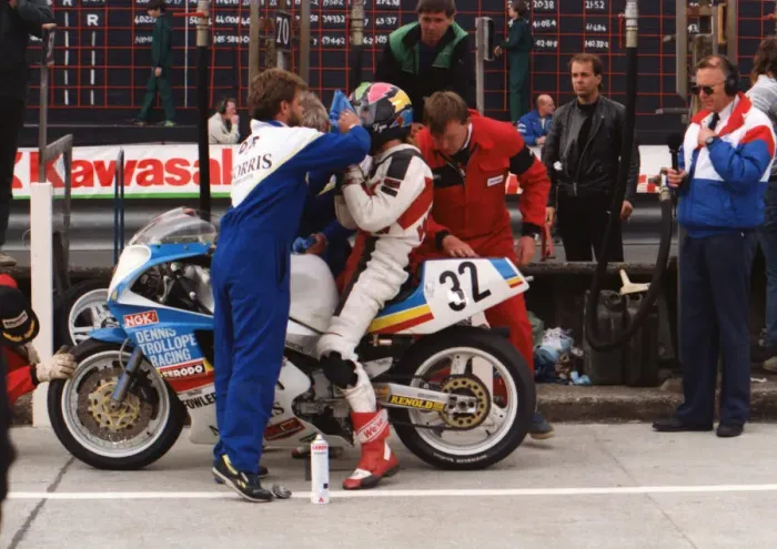 Framed Print : Steve Williams (Yamaha) 1990 Formula One TT Framed Print : Steve Williams (Yamaha) 1990 Formula One TT